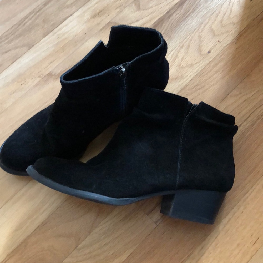 Jessica Simpson black suede Dalisa bootie